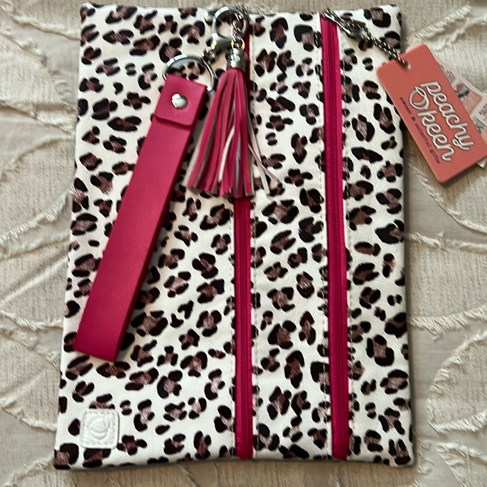NWT Peachy Keen Versi Bag